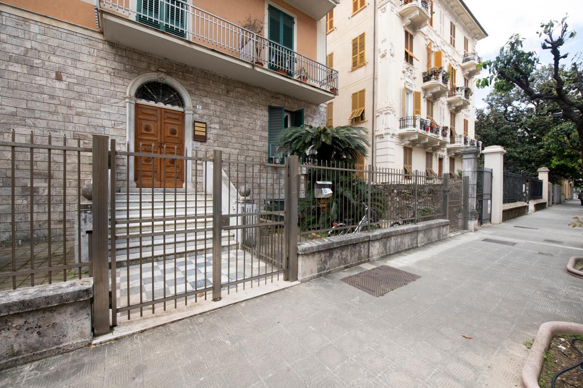 243B - Appartamento Mignon - Sara Home Chiavari, 200Metri Dal Mare Kültér fotó