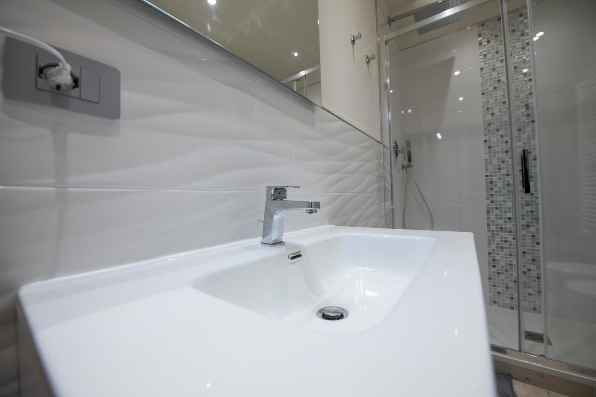 243B - Appartamento Mignon - Sara Home Chiavari, 200Metri Dal Mare Kültér fotó