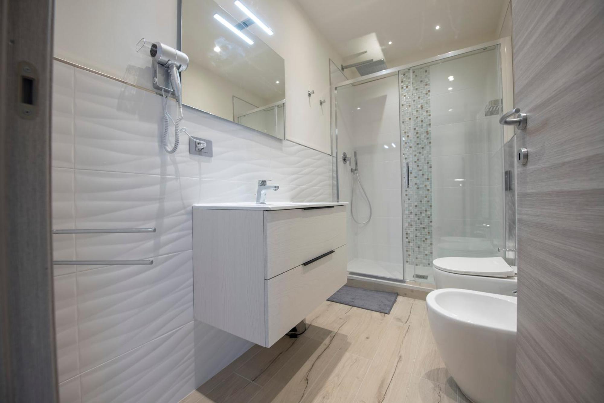 243B - Appartamento Mignon - Sara Home Chiavari, 200Metri Dal Mare Kültér fotó