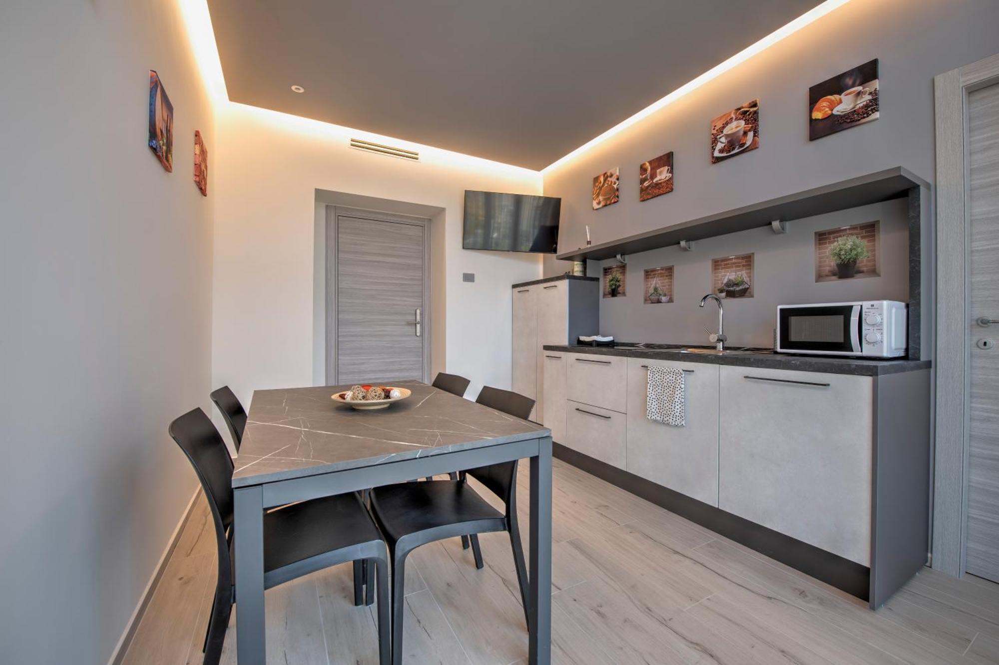243B - Appartamento Mignon - Sara Home Chiavari, 200Metri Dal Mare Kültér fotó